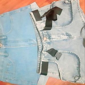 Cute Jean Shorts size small - small medium